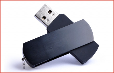 TE27-Pendrive-giratorio-neg